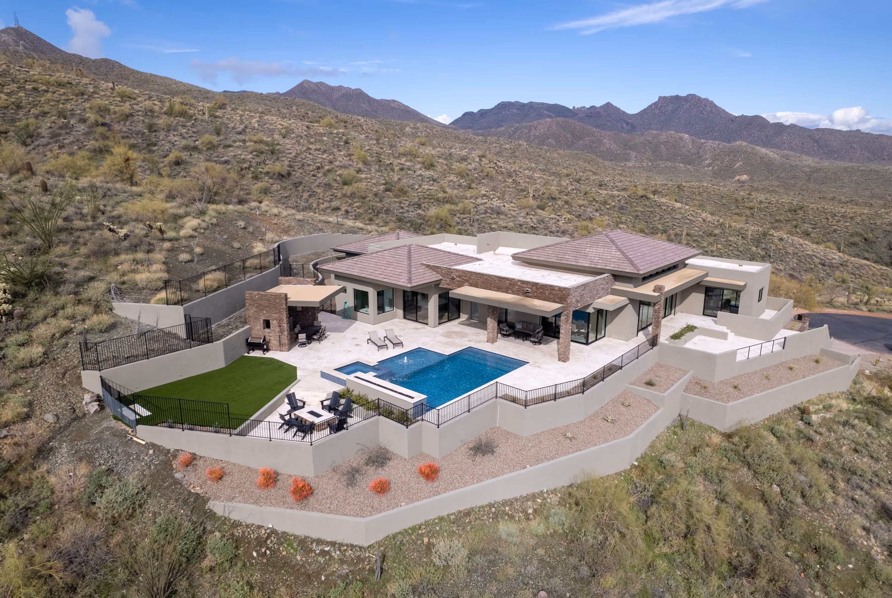 Mountaintop Dwelling interior 02