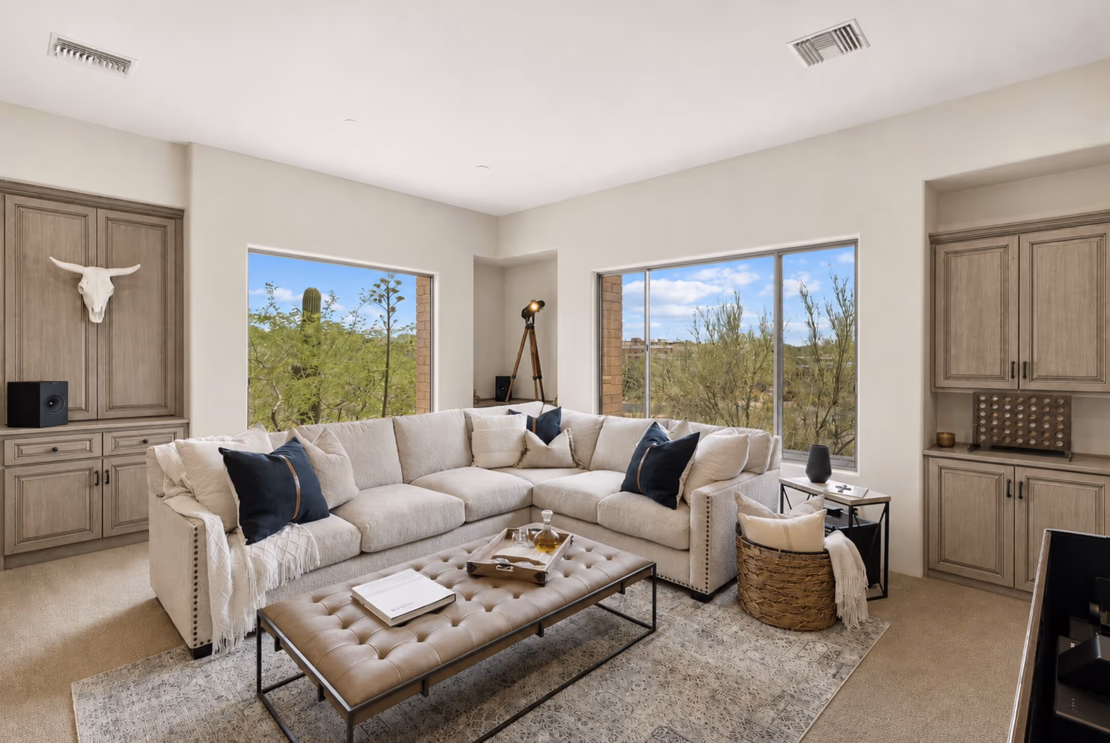Desert Highlands interior 04